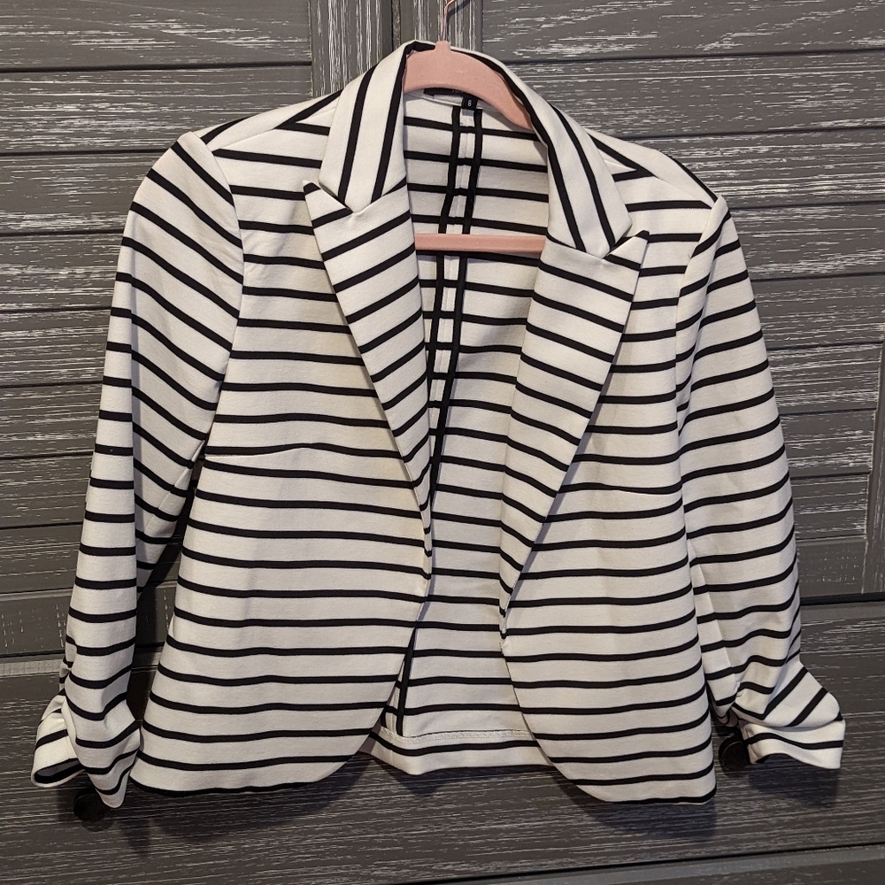 Amanda & Chelsea Striped Blazer